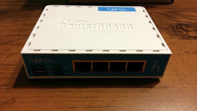 Mikrotik RouterBoard hAP lite 941-2nD!